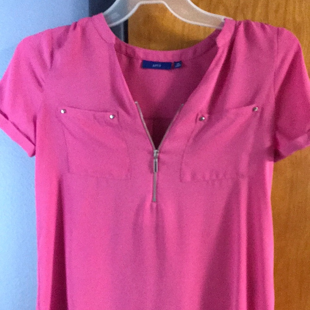 Apt 9 xs shirt